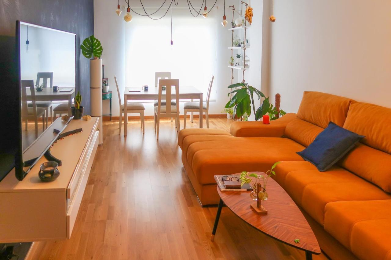 Housingleon- Casa Oliva Con Garaje Apartment Bagian luar foto