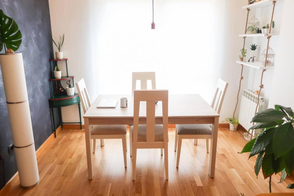 Housingleon- Casa Oliva Con Garaje Apartment Bagian luar foto